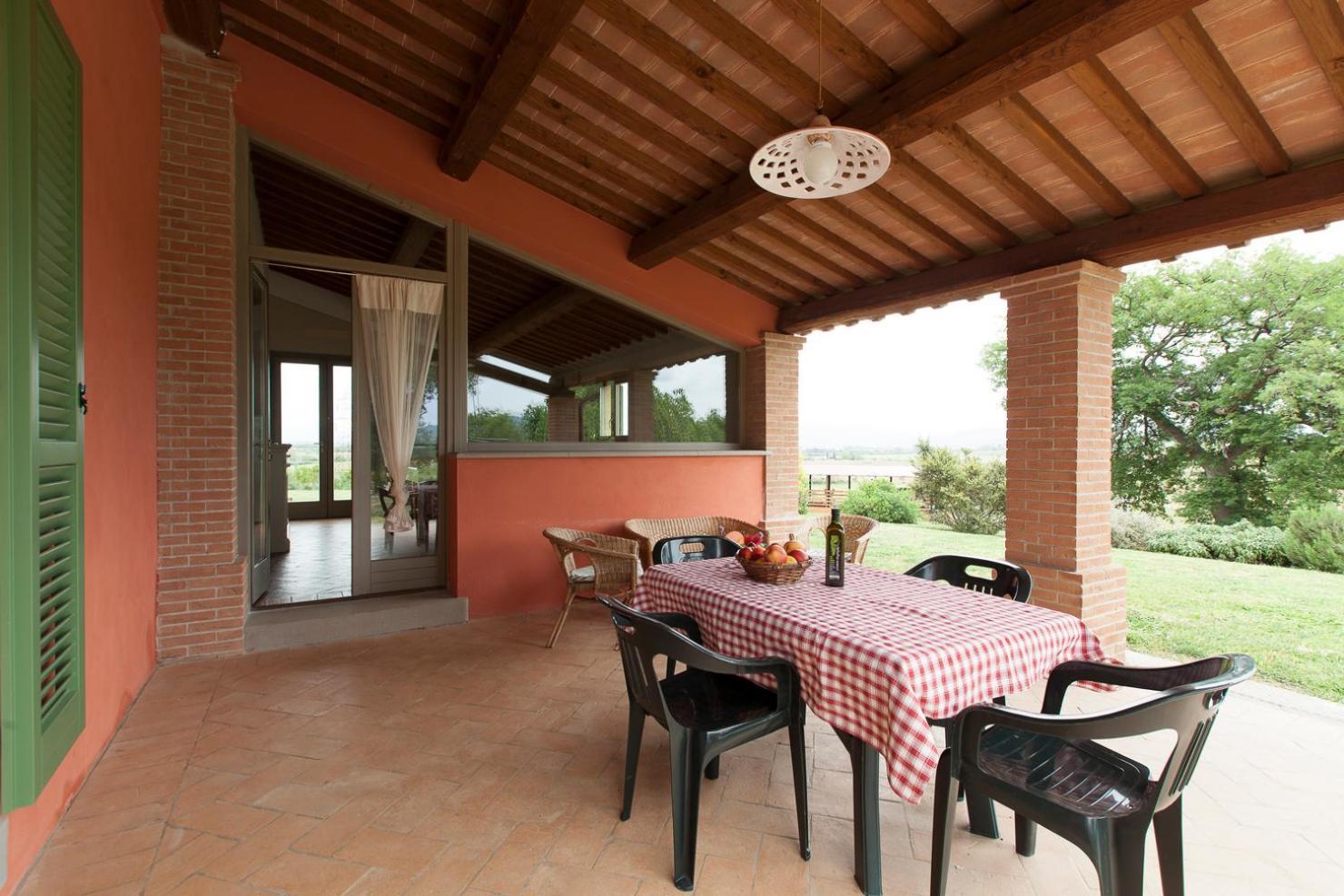 Agriturismo Bio Podere Doganelle Giuncarico Luaran gambar