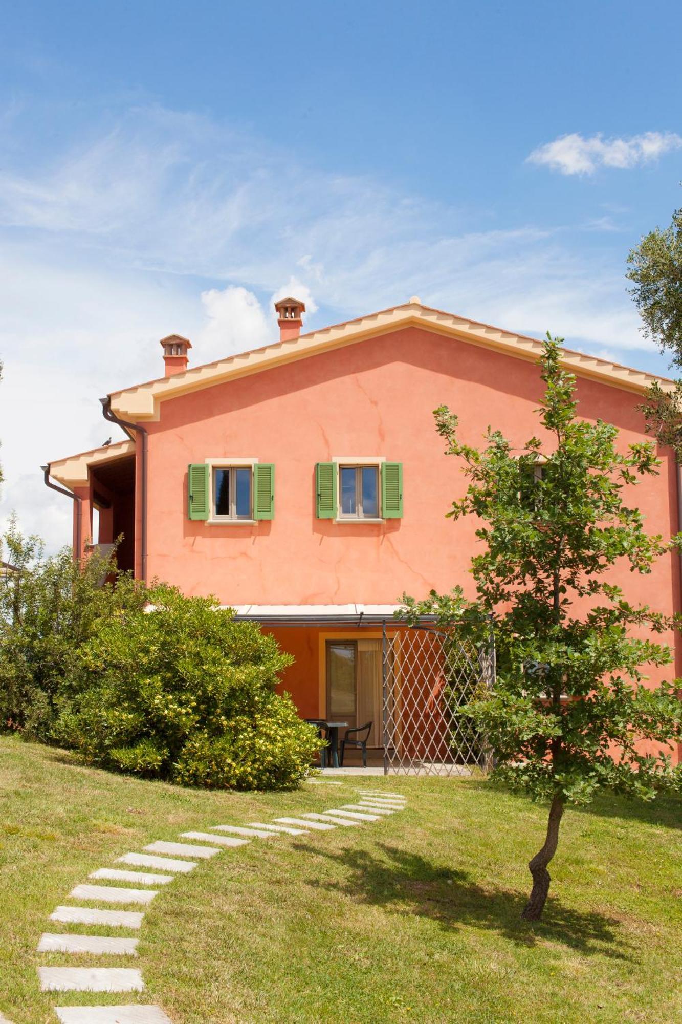 Agriturismo Bio Podere Doganelle Giuncarico Luaran gambar